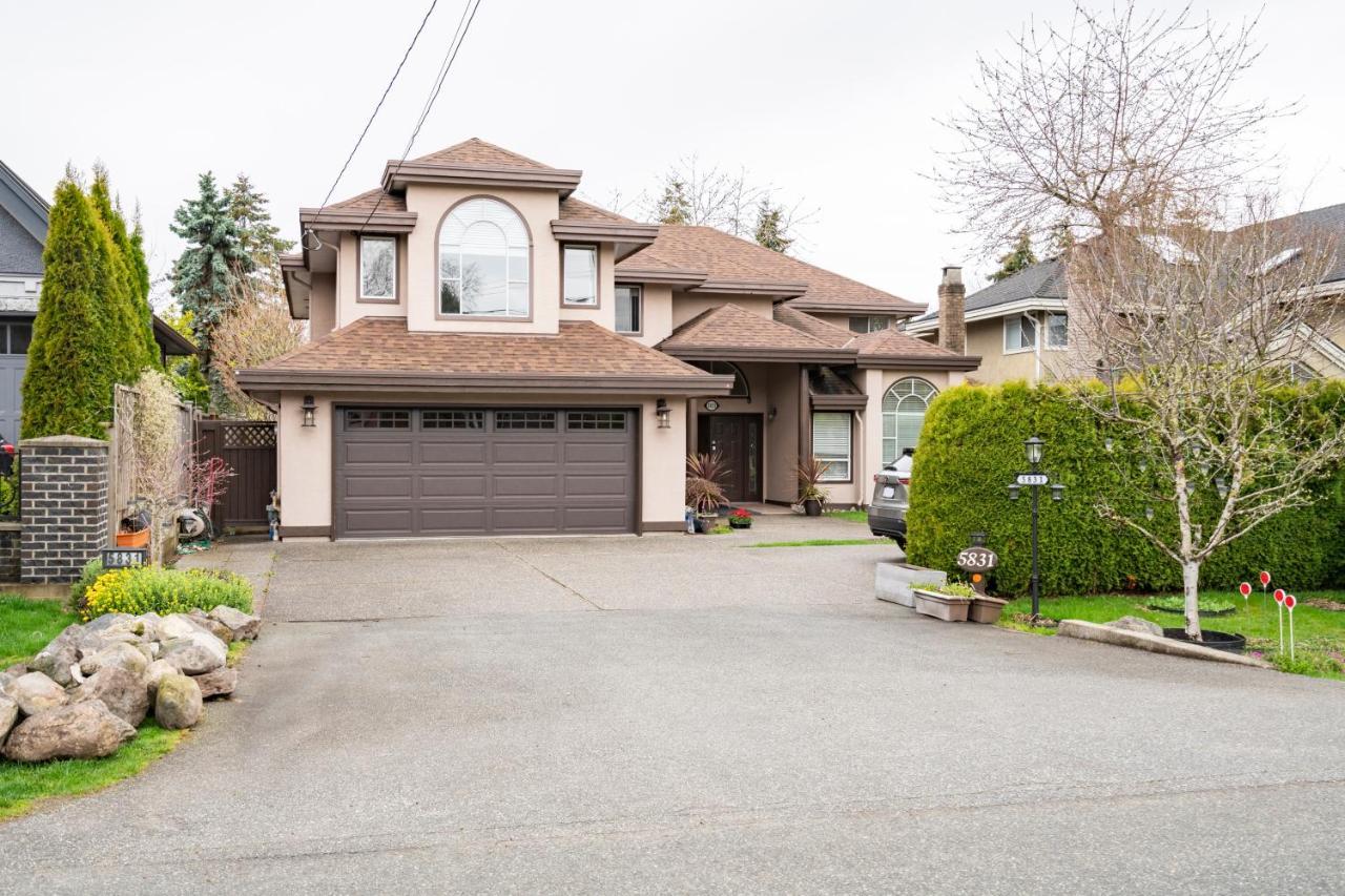 Fraser River Richmond Bed And Breakfast Exterior photo